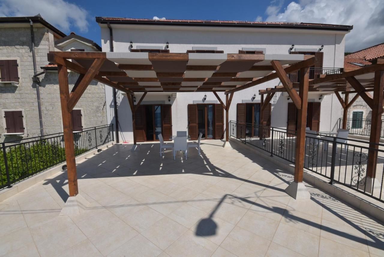 Апартаменты Apartmani Centar Igalo Херцег-Нови