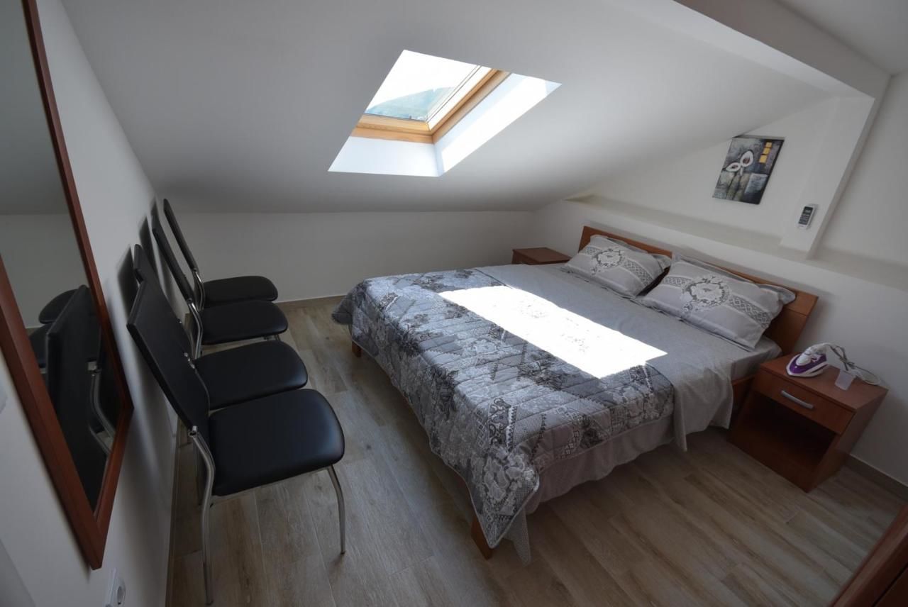 Апартаменты Apartmani Centar Igalo Херцег-Нови