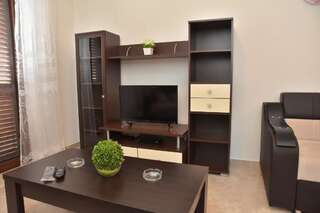 Апартаменты Apartmani Centar Igalo Херцег-Нови Apartment with Sea View and Terrace A1-10