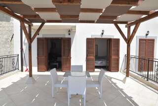 Апартаменты Apartmani Centar Igalo Херцег-Нови Apartment with Sea View and Terrace A2-8